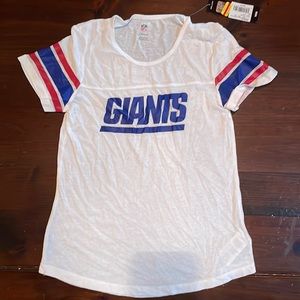 Brand new giants shirt. Never worn. Tags still on